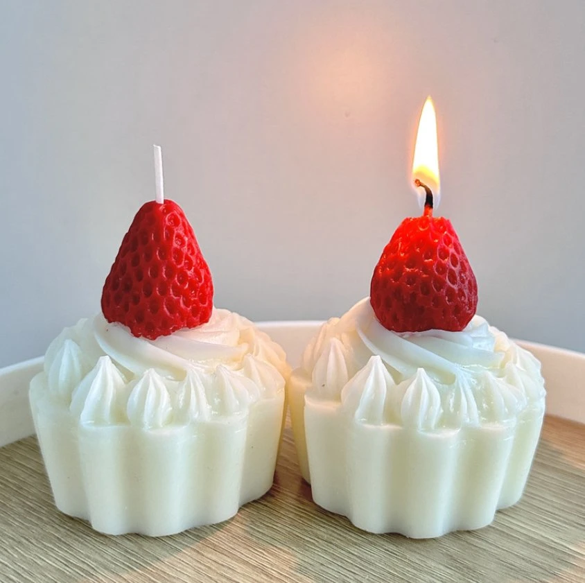 Candles Fragrance Soy Wax Double Layer Cake Aromatherapy Candle Strawberry Cherry Valentine&prime;s Day Gift Shooting Props